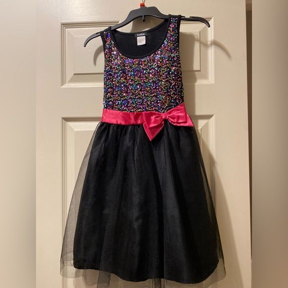 Zunie Other - Zunie black dress with sequin top size 6/6x
